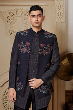 Elegant Black Embroidered Indowestern Set With Jacket For Mens