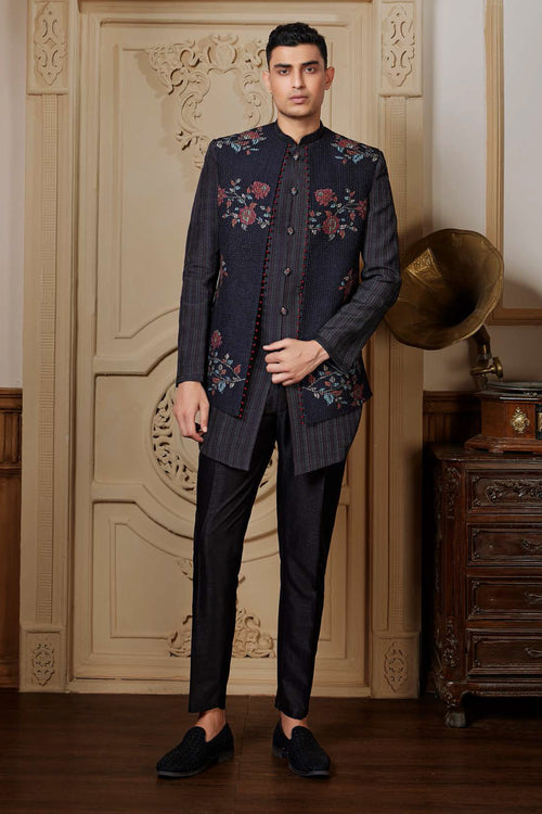 Elegant Black Embroidered Indowestern Set With Jacket For Mens