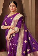 Grape Purple Saree In Art Handloom Silk With Woven Floral Buttis And Blouse Piece
