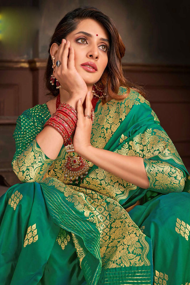 Emerald Green Woven Silk Saree And Blouse Piece