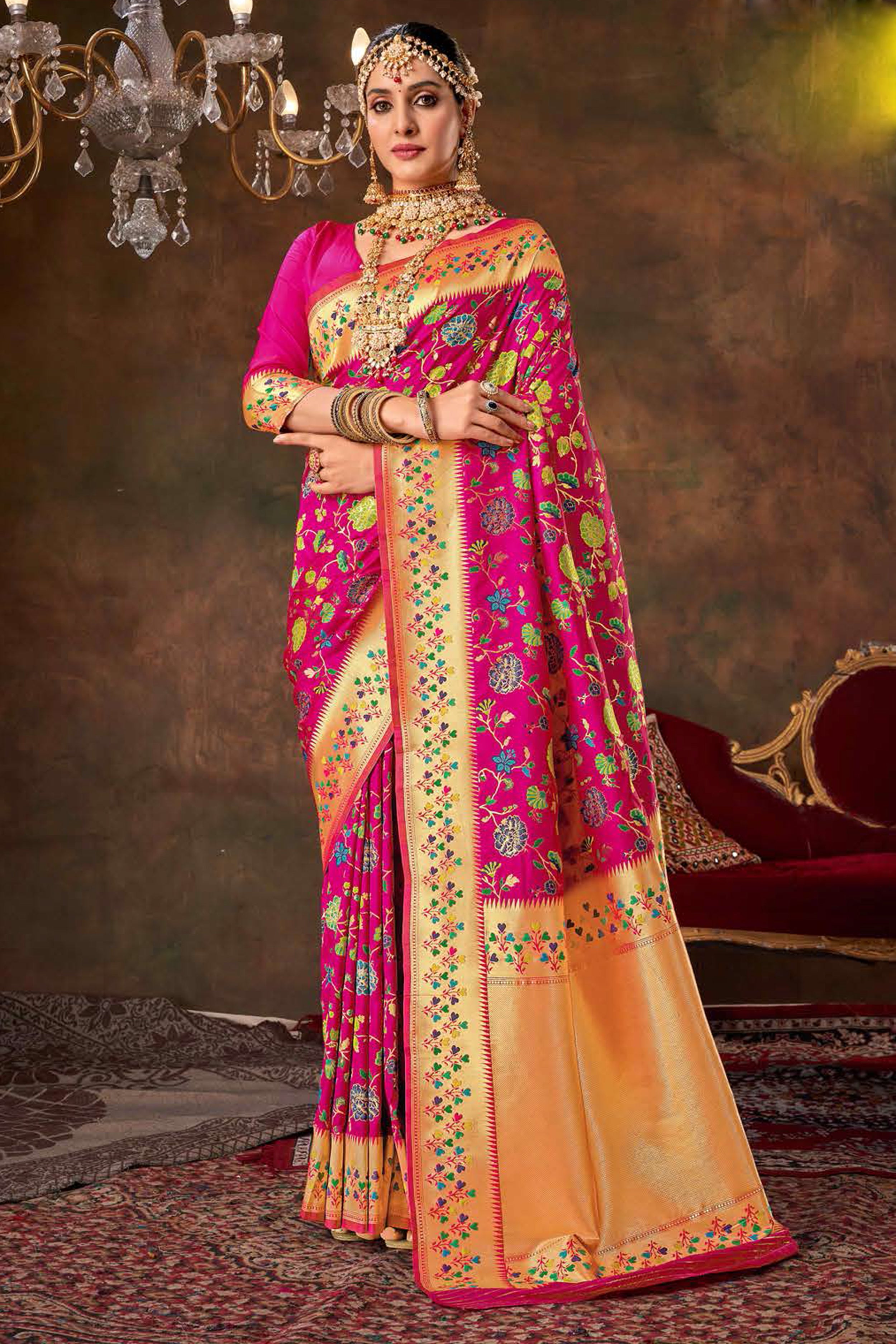 Buy Pink and red banarasi kadhwa sari set by Ekaya at Aashni and Co