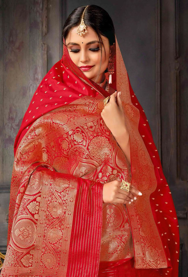 Red Silk Saree With Zari Border Tassal Pallu Blouse Piece