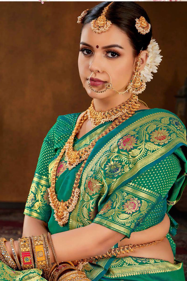 Sea Green Soft Woven Silk Saree And Blouse Piece