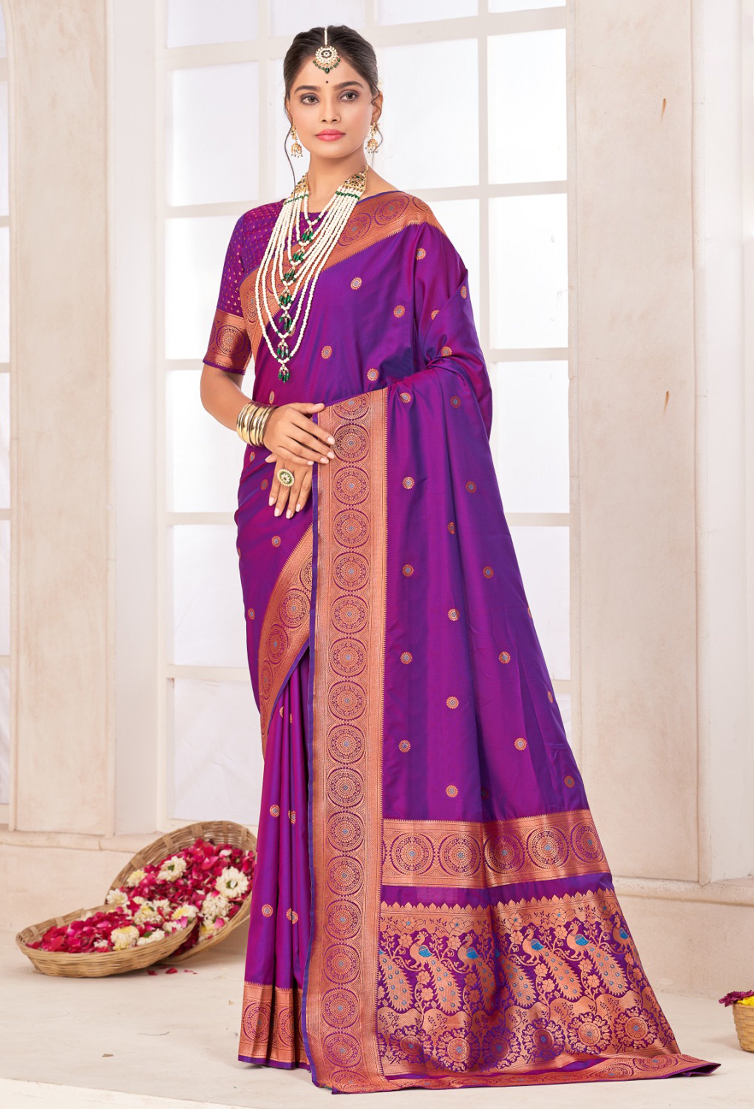 Buy waanmayi Floral Print Banarasi Pure Silk Maroon Sarees Online @ Best  Price In India | Flipkart.com
