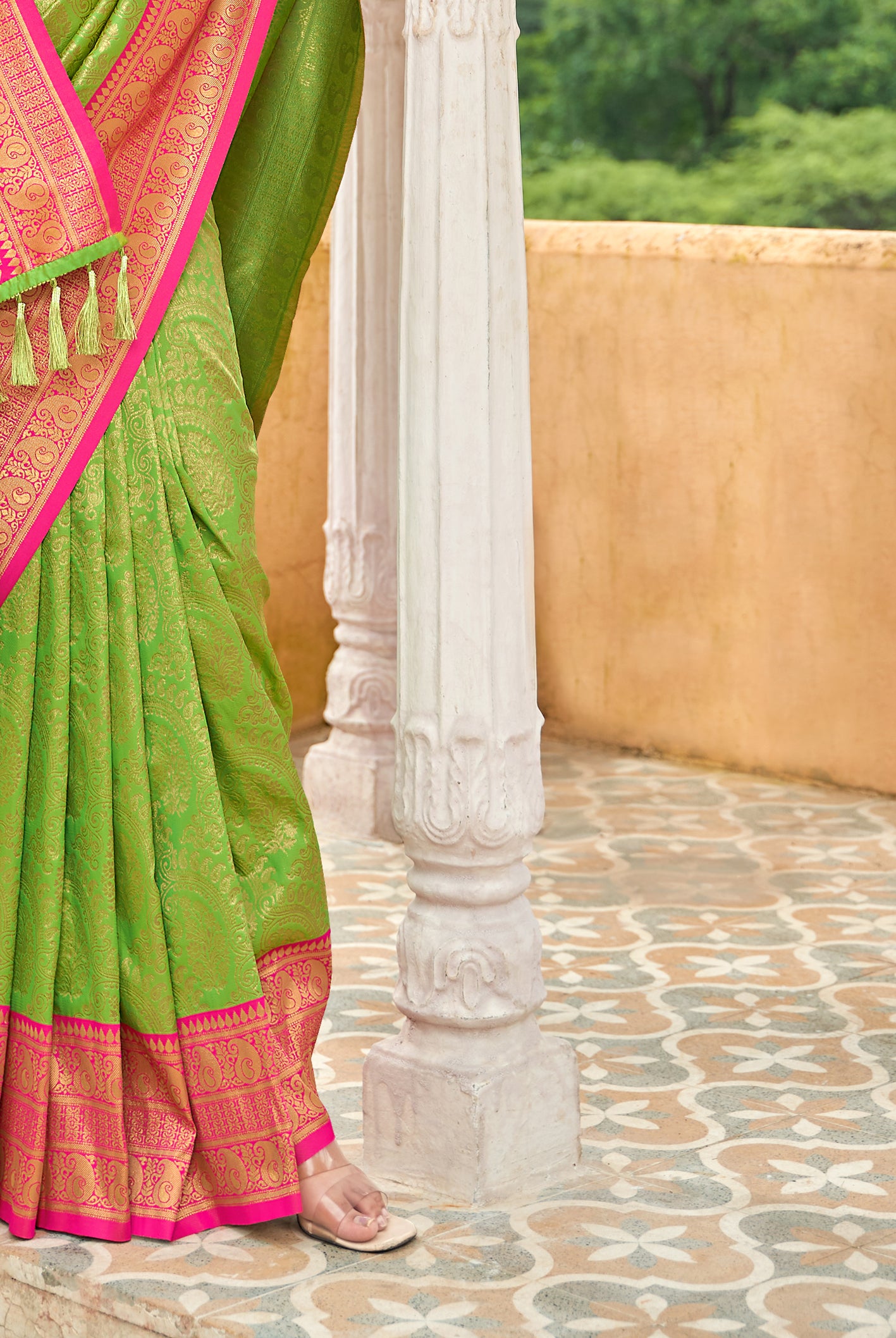 Sandal Rani Pink Handloom Soft Silk Saree – GoCoop