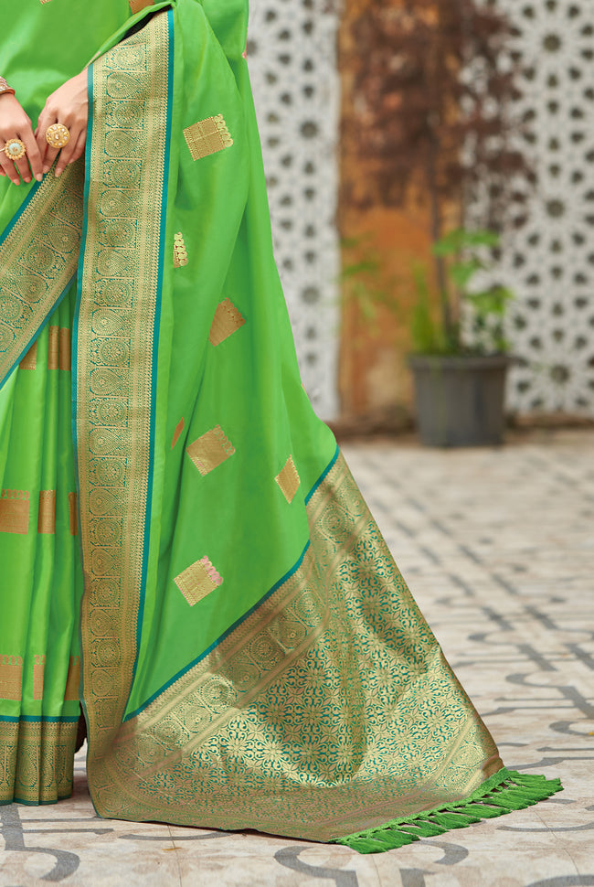 Pastel Green With Teal Border Silk Traditional Saree
