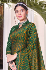 Forest Green Gerogette Printed Saree With Border And Blouse Piece
